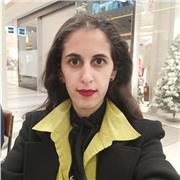 Profesora titulada de Diseño Gráfico e Informática con más de 5 años de experiencia impartiendo clases presenciales y online